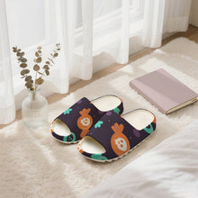 Lade das Bild in den Galerie-Viewer, Personalisierte Foam Runner Slip-On Sneaker
