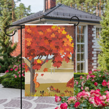 Lade das Bild in den Galerie-Viewer, Gartenflagge selbst gestalten (31x46cm) | Mit Foto &amp; Namen
