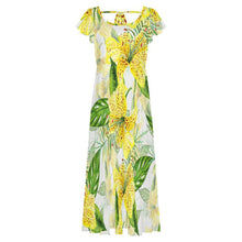 Lade das Bild in den Galerie-Viewer, Flared Sleeve Dress 1 (184)
