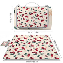 Lade das Bild in den Galerie-Viewer, Picknickdecke wasserdicht personalisiert | Faltbare Campingdecke (148cm)
