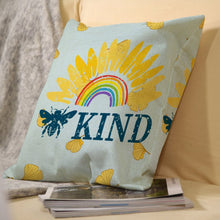 Lade das Bild in den Galerie-Viewer, Leinen Kissenbezug personalisiert | Landhausstil Kissenhülle 45x45
