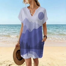 Lade das Bild in den Galerie-Viewer, Personalisierbares Oversize T-Shirt Kleid mit V-Ausschnitt und Taschen
