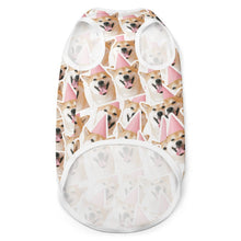 Lade das Bild in den Galerie-Viewer, Personalisiertes Haustier-Shirt mit All-Over-Print
