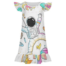 Lade das Bild in den Galerie-Viewer, Floral Edge Nightgown Astronauts, Spaceflights, Spaceships, Children's Fun
