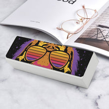 Lade das Bild in den Galerie-Viewer, Leder-Brillenetui personalisieren | Hartschalenetui mit Foto
