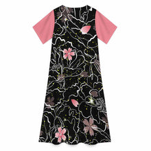 Lade das Bild in den Galerie-Viewer, Einzelbild-Design Damen / Frauen Kleid lang mit Rundhalsausschnitt und kurzen Ärmeln A89Q mit Foto Design Motiv Text selbst gestalten und bedrucken (Simple Design)

