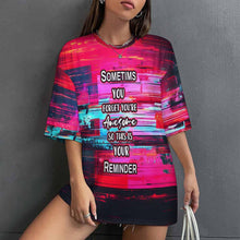 Lade das Bild in den Galerie-Viewer, Locker geschnittenes T-Shirt mit überschnittenen Schultern und mittellangen Ärmeln S28T mit Foto Design Motiv Text selbst gestalten und bedrucken
