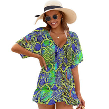 Lade das Bild in den Galerie-Viewer, Strandkleid Cover-Up Selbst Gestalten | V-Neck &amp; Chiffon-Optik | Urlaubsmode
