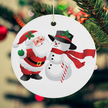 Lade das Bild in den Galerie-Viewer, Weihnachtskugel mit Foto personalisieren | Runder Keramik-Anhänger
