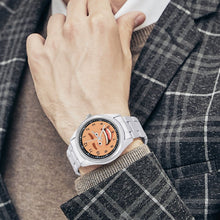 Lade das Bild in den Galerie-Viewer, Personalisierte Foto-Armbanduhr im minimalistischen Design
