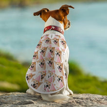 Lade das Bild in den Galerie-Viewer, Personalisiertes Haustier-Shirt mit All-Over-Print
