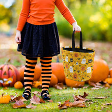 Lade das Bild in den Galerie-Viewer, Halloween Tasche Kinder personalisiert | Süßigkeiten Beutel (Trick or Treat)
