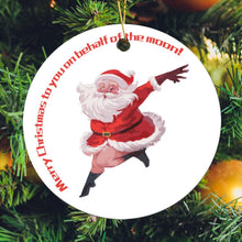 Lade das Bild in den Galerie-Viewer, Personalisierter Christbaumschmuck aus Keramik | Beidseitig mit Foto

