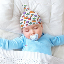 Lade das Bild in den Galerie-Viewer, Personalisierbare Babymütze | Wolkenweich | Geschenk zur Geburt
