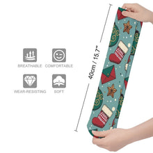 Lade das Bild in den Galerie-Viewer, Breathable Stockings Merry ChristmasSocken mit eigenem Foto bedrucken | Einzigartiges Fotogeschenk Style One Size
