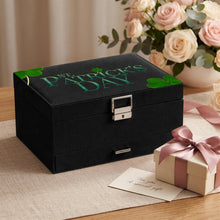 Lade das Bild in den Galerie-Viewer, Triple-layer Suede Jewelry Box St. Patrick's Day, Clover
