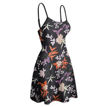 Lade das Bild in den Galerie-Viewer, Personalisiertes Slip Dress | Figurbetont &amp; All-Over-Print
