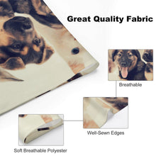 Lade das Bild in den Galerie-Viewer, Personalisiertes Haustier-Bandana mit Wunschdruck

