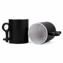 Lade das Bild in den Galerie-Viewer, Paare / beste Freundinen Farbwechsel Tassen schwarze magic Tasse Zaubertassen Fototasse aus Keramik - 2 Stücke / Packung - selbst gestalten und bedrucken
