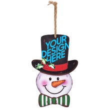 Lade das Bild in den Galerie-Viewer, Weihnachtsschneemann Holzschild Ornament, Weihachtsbaumaufhänger mit Foto Text selbst gestalten und bedrucken
