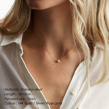Lade das Bild in den Galerie-Viewer, e-Manco Edelstahl Damen Golden Layered Pearl Halskette
