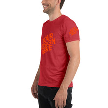 Lade das Bild in den Galerie-Viewer, Kurzärmeliges T-Shirt Tri-Blend Herren/Männer selbst gestalten und bedrucken
